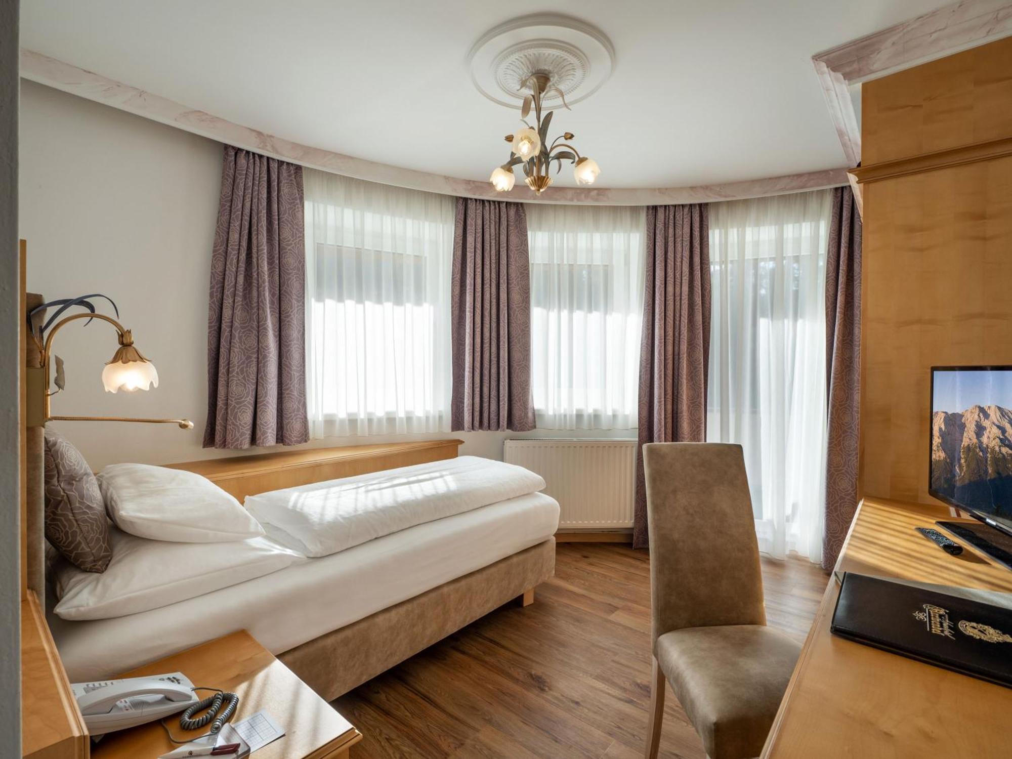 Alpenhotel Karwendel -Adults Only- Leutasch Eksteriør billede